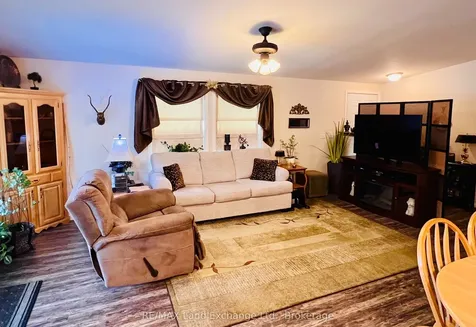 16 Sutton Drive Ashfield-colborne-wawanosh ON N7A 3Y3