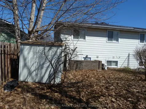 749 Glengarry Boulevard Cornwall ON K6H 6E6