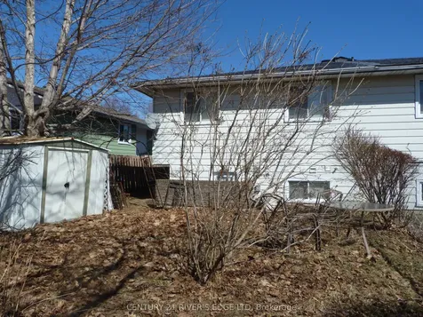 749 Glengarry Boulevard Cornwall ON K6H 6E6