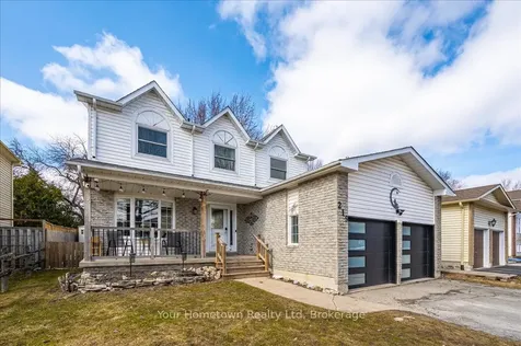 219 Elizabeth Crescent Centre Wellington ON N1M 3N1