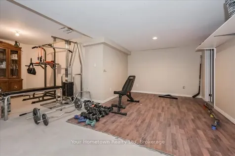 219 Elizabeth Crescent Centre Wellington ON N1M 3N1