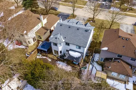 219 Elizabeth Crescent Centre Wellington ON N1M 3N1