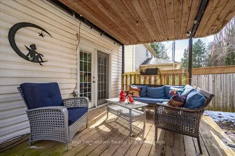 219 Elizabeth Crescent Centre Wellington ON N1M 3N1