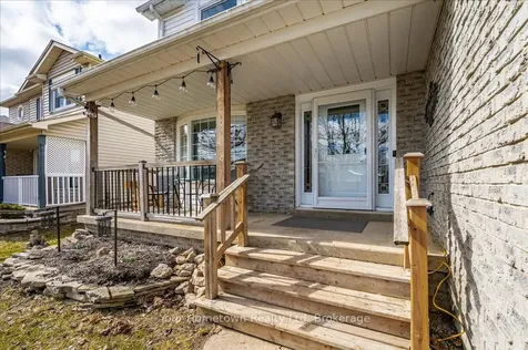 219 Elizabeth Crescent Centre Wellington ON N1M 3N1