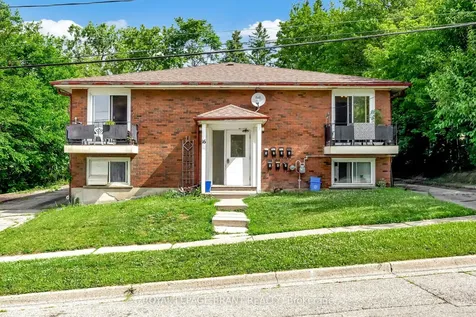 16 East Avenue Brantford ON N3S 3L1