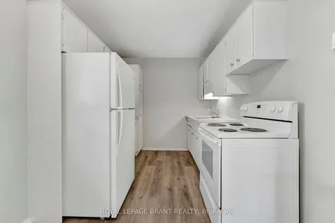 16 East Avenue Brantford ON N3S 3L1