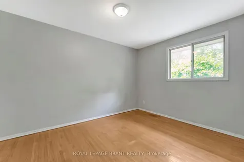 16 East Avenue Brantford ON N3S 3L1