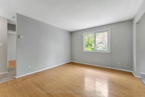 16 East Avenue Brantford ON N3S 3L1