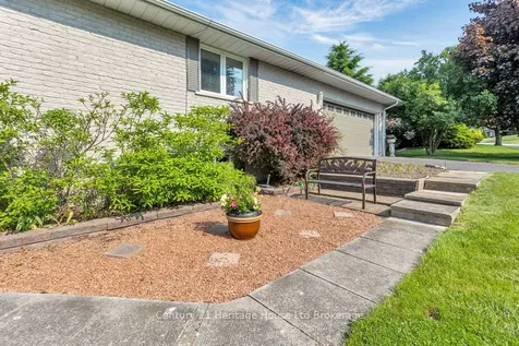 20 Woodcock Drive Tillsonburg ON N4G 4M2