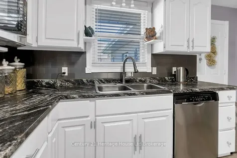 20 Woodcock Drive Tillsonburg ON N4G 4M2