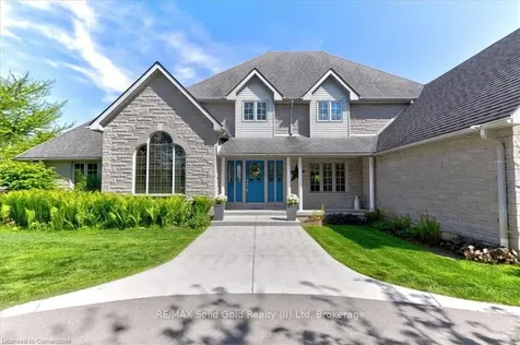 2 Hickory Hollow Brant ON N0E 1N0