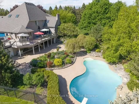 2 Hickory Hollow Brant ON N0E 1N0