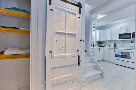 43 Glendale Avenue Deep River ON K0J 1P0