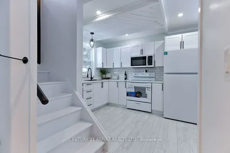 43 Glendale Avenue Deep River ON K0J 1P0