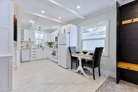 43 Glendale Avenue Deep River ON K0J 1P0