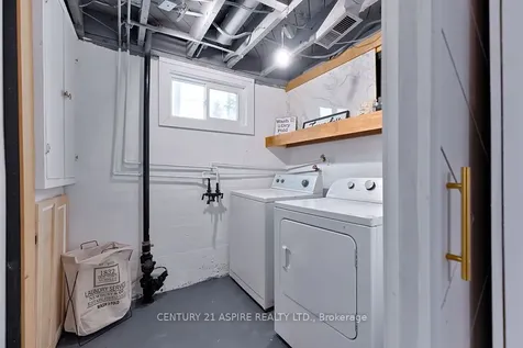 43 Glendale Avenue Deep River ON K0J 1P0