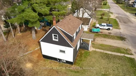 43 Glendale Avenue Deep River ON K0J 1P0