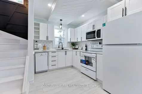 43 Glendale Avenue Deep River ON K0J 1P0