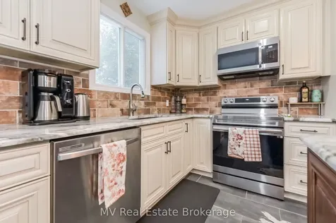 724 Woodhill Drive Centre Wellington ON N1M 3M8