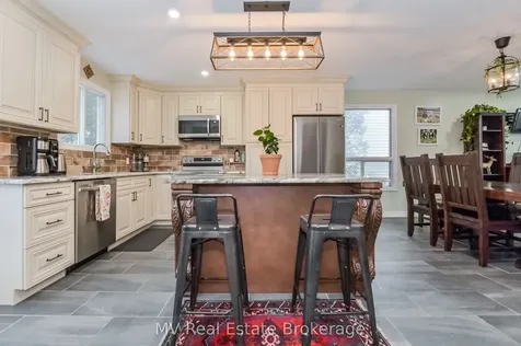 724 Woodhill Drive Centre Wellington ON N1M 3M8