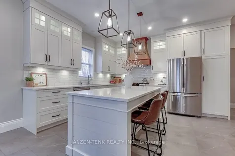 32 Street George Street Aylmer ON N5H 2M1