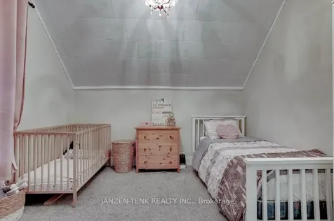 32 Street George Street Aylmer ON N5H 2M1