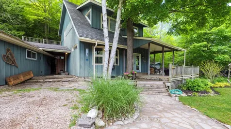11 Shoreline Drive Northern Bruce Peninsula ON N0H 1Z0