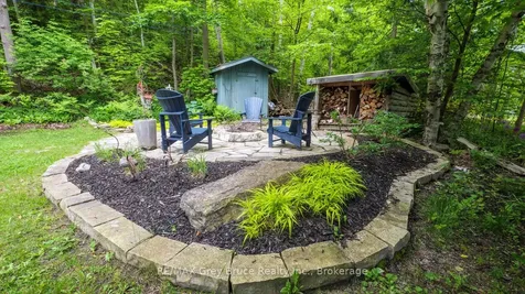 11 Shoreline Drive Northern Bruce Peninsula ON N0H 1Z0