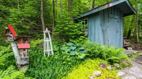 11 Shoreline Drive Northern Bruce Peninsula ON N0H 1Z0