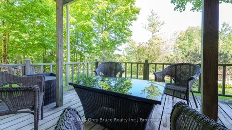11 Shoreline Drive Northern Bruce Peninsula ON N0H 1Z0
