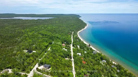 11 Shoreline Drive Northern Bruce Peninsula ON N0H 1Z0
