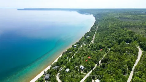 11 Shoreline Drive Northern Bruce Peninsula ON N0H 1Z0