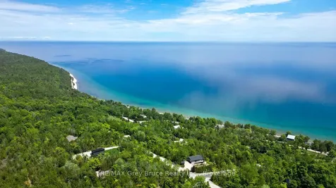 11 Shoreline Drive Northern Bruce Peninsula ON N0H 1Z0