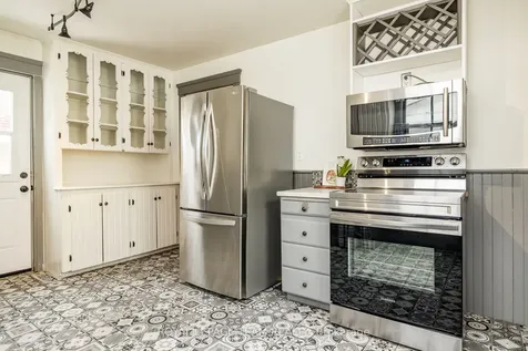 37 Orchard Street Brockville ON K6V 2J6