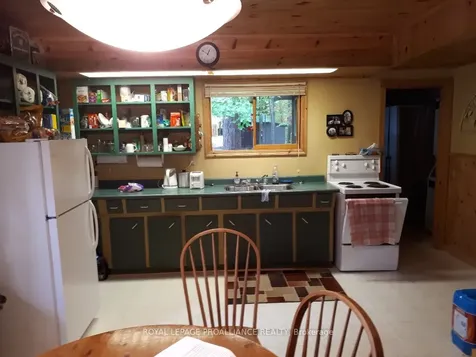 102 Mazinaw Lake N/a Addington Highlands ON K0H 1K0