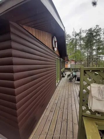 102 Mazinaw Lake N/a Addington Highlands ON K0H 1K0