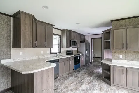 126 Regency Drive Chatham-kent ON N7L 4E4