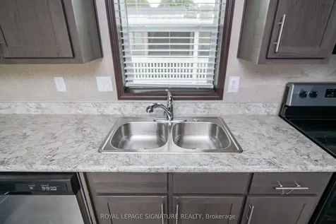126 Regency Drive Chatham-kent ON N7L 4E4