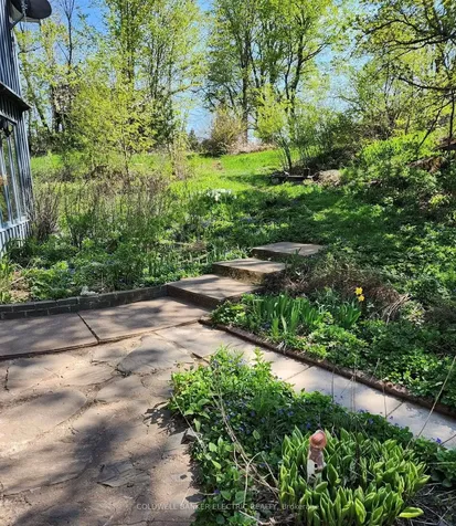 25442 Highway 62 Highway Bancroft ON K0L 2L0