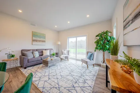 165 Gordon Street Chatham-kent ON N0P 1C0