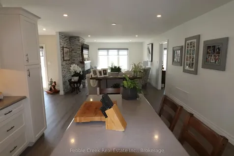 215 Lake Breeze Drive Ashfield-colborne-wawanosh ON N7A 0C6