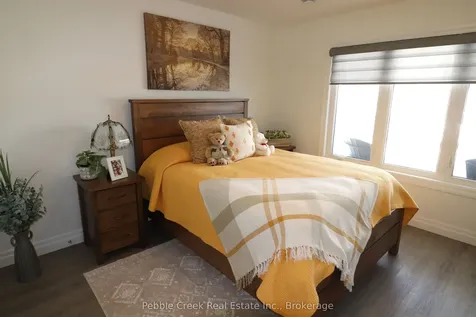 215 Lake Breeze Drive Ashfield-colborne-wawanosh ON N7A 0C6