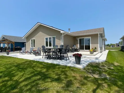 215 Lake Breeze Drive Ashfield-colborne-wawanosh ON N7A 0C6