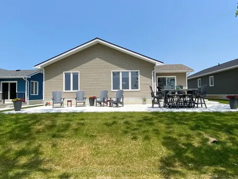 215 Lake Breeze Drive Ashfield-colborne-wawanosh ON N7A 0C6