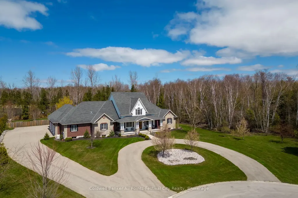 17 Fawn Creek Lane Bluewater ON N0M 1G0