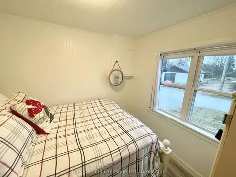 233 Macdonald Lane Saugeen Shores ON N0H 2L0