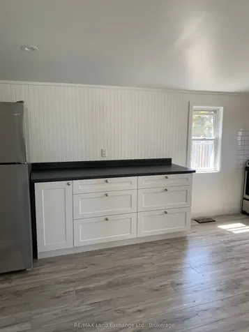 233 Macdonald Lane Saugeen Shores ON N0H 2L0