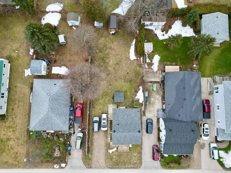 233 Macdonald Lane Saugeen Shores ON N0H 2L0