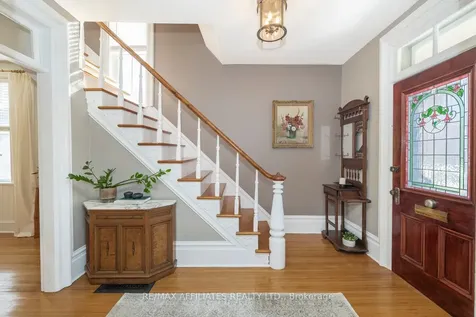 27 Hawthorne Avenue Carleton Place ON K7C 3B1