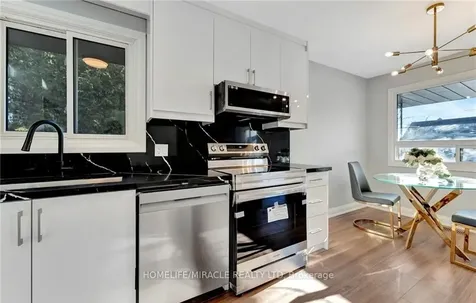 248 Grand Street Brantford ON N3R 4C4